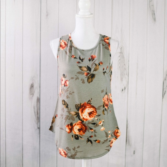 The Elise Top- taupe floral sleeveless top - Picture 2 of 7